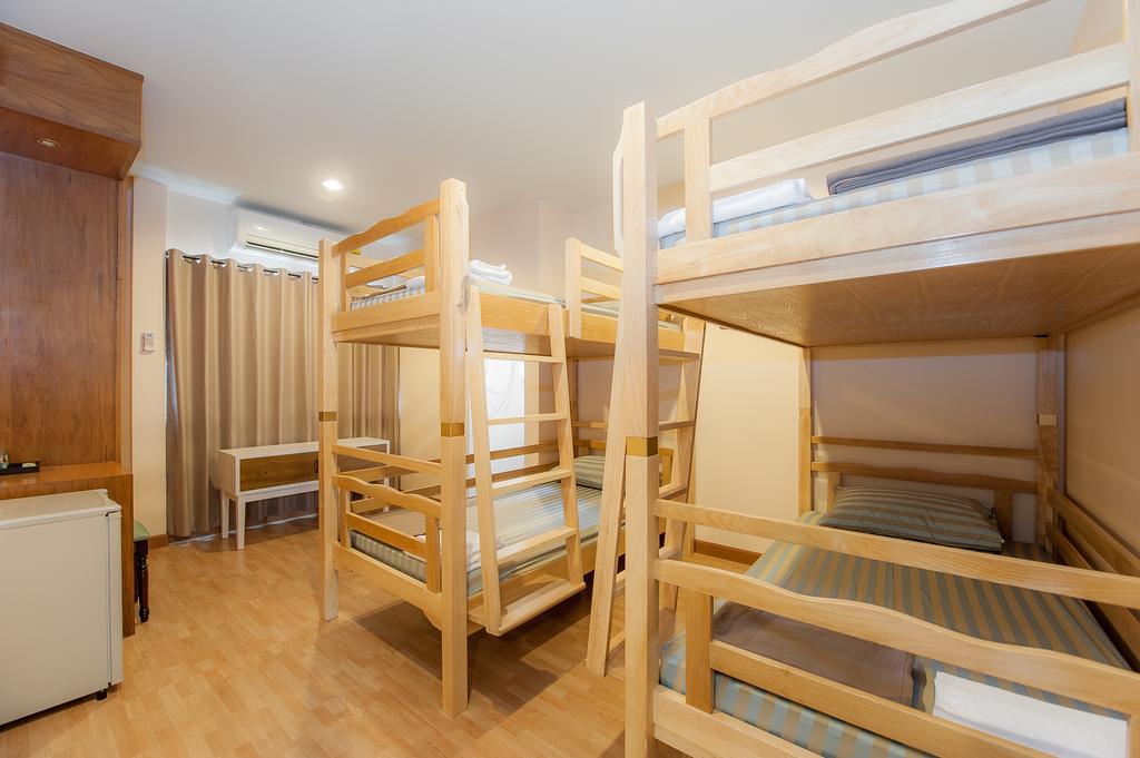 Full House Hotel Bangkok Ruang foto