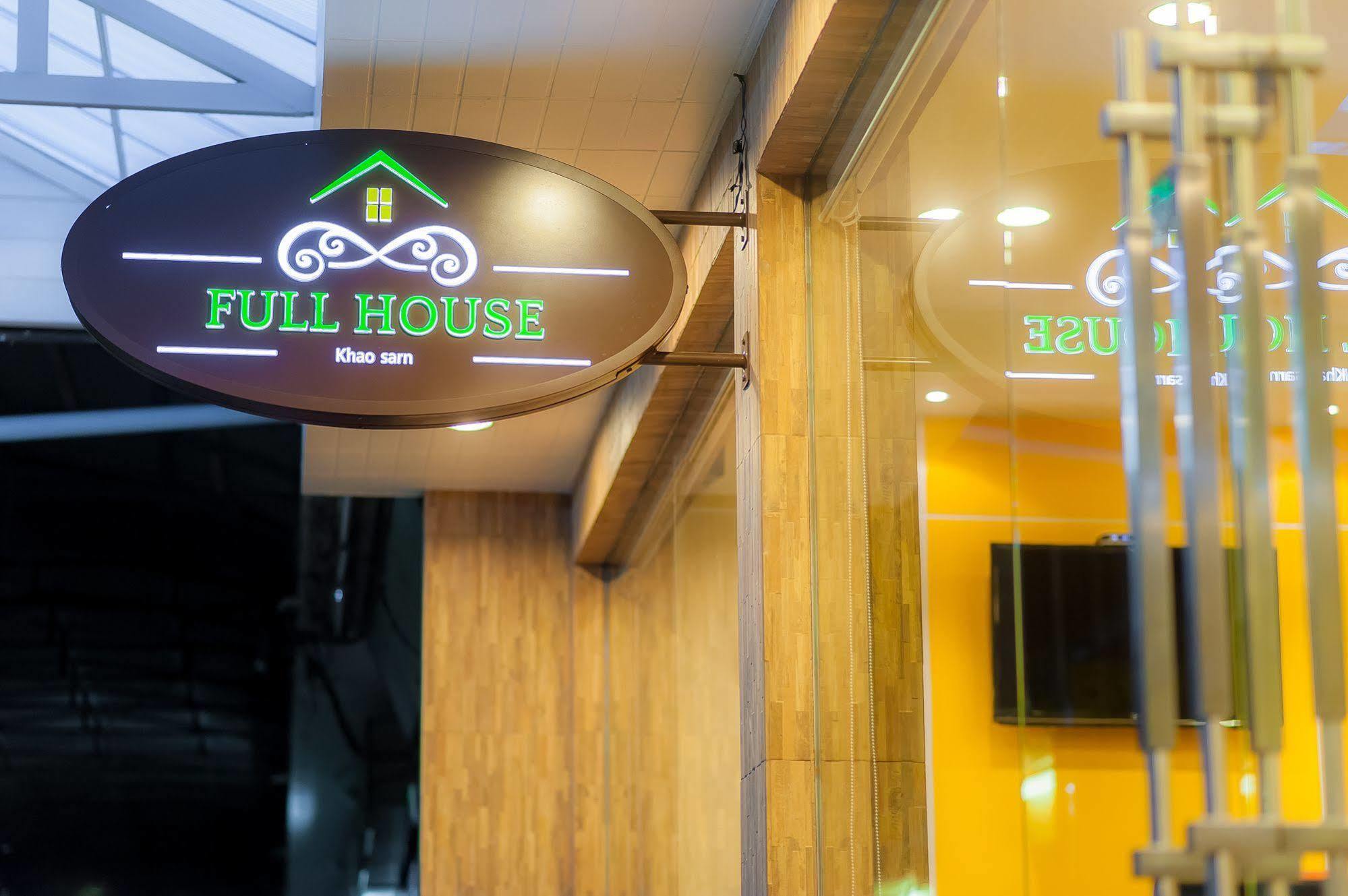 Full House Hotel Bangkok Bagian luar foto